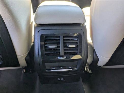 Used 2021 BMW X3 xDrive30e w/ Premium Package image 16