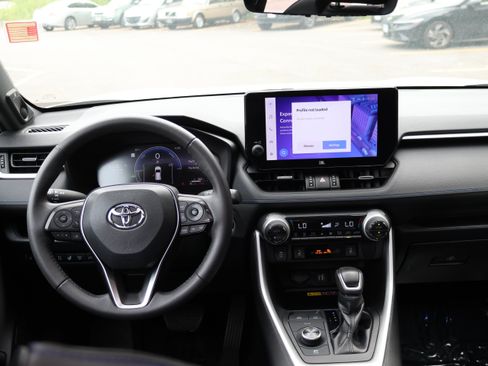 Used 2023 Toyota RAV4 XSE AWD/4WD image 25