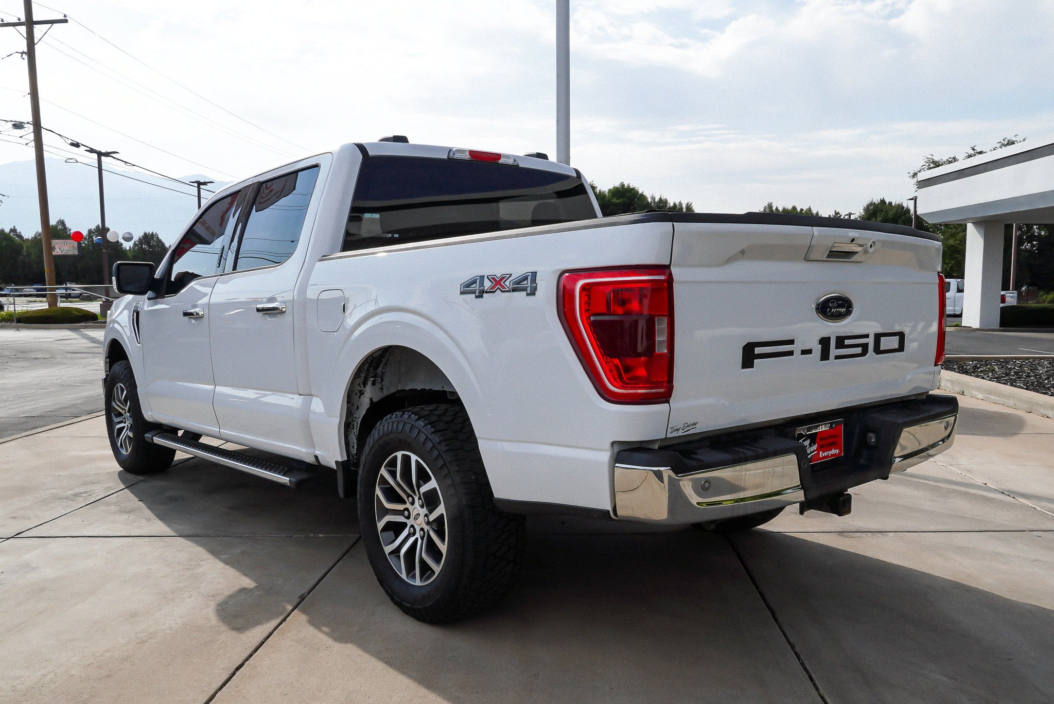 Used 2021 Ford F150 XLT w/ Equipment Group 302A High AWD/4WD image 6