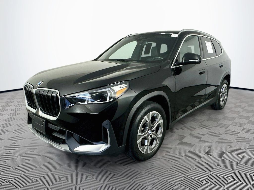 Used 2023 BMW X1 xDrive28i AWD/4WD image 4