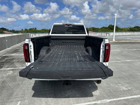 Used 2024 GMC Sierra 3500 Denali w/ Denali Reserve Package AWD/4WD image 40