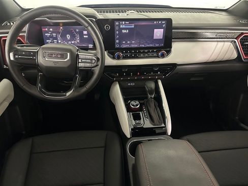 Used 2025 GMC Canyon AT4 w/ AT4X Package AWD/4WD image 10