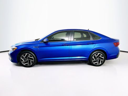 Used 2023 Volkswagen Jetta SEL FWD image 4