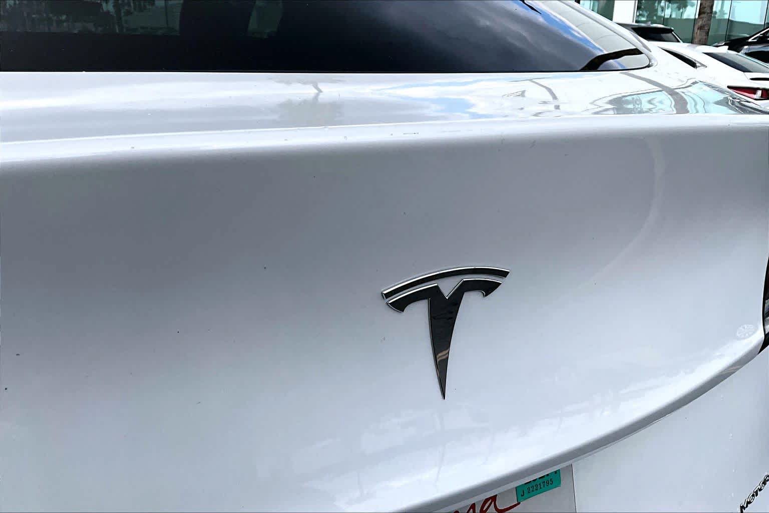 Used 2024 Tesla Model Y Long Range AWD/4WD image 30
