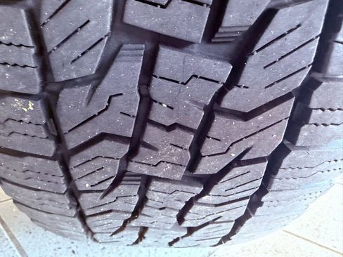 Used 2021 Toyota RAV4 SE image 16