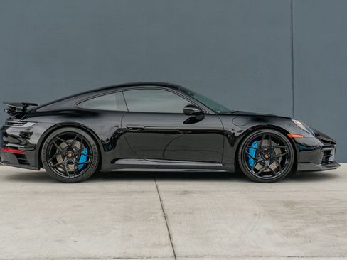 Used 2022 Porsche 911 Carrera 4 GTS w/ Premium Package AWD/4WD image 6