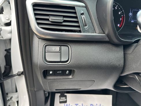 Used 2017 Kia Optima EX image 63