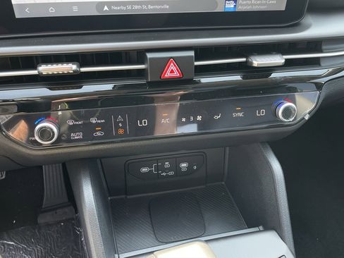 New 2026 Kia Sportage SX image 17