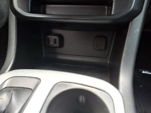 Used 2019 Chevrolet Colorado LT w/ LT Convenience Package RWD image 29