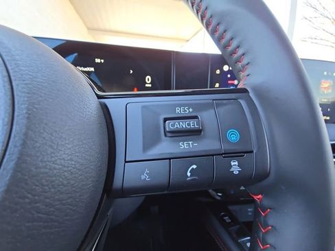 New 2026 Nissan Kicks SR image 12