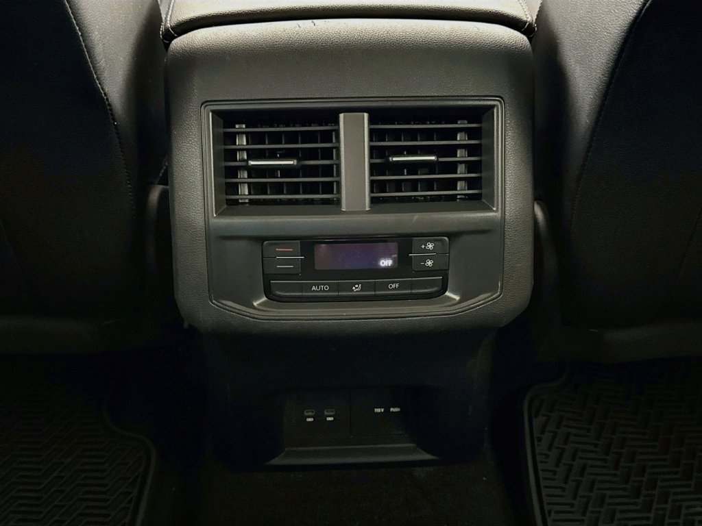 Used 2022 Volkswagen Atlas SE FWD image 25