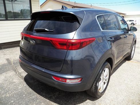 Used 2017 Kia Sportage LX AWD/4WD image 2