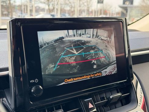 Certified 2023 Toyota Corolla Cross LE image 43