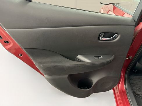 Used 2015 Nissan Leaf S w/ Charge Package FWD image 26