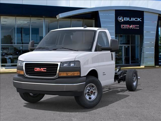 New 2025 GMC Savana 3500 w/ Power Convenience Package RWD image 6