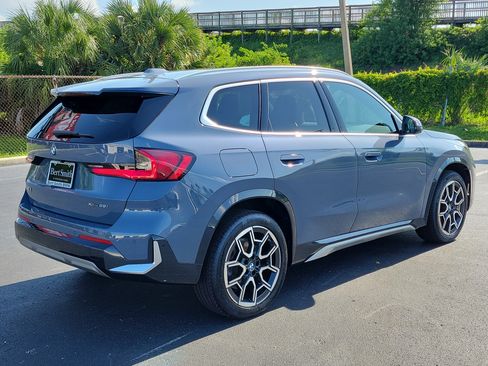 Used 2026 BMW X1 xDrive28i w/ Technology Package AWD/4WD image 3