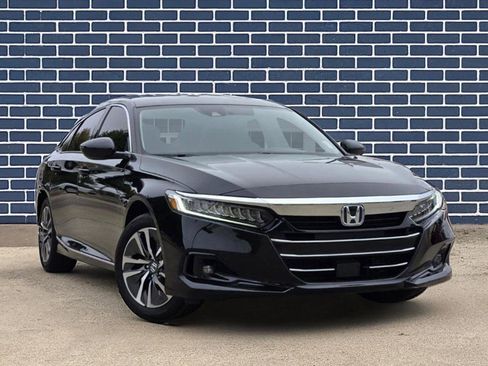 Used 2021 Honda Accord EX image 1