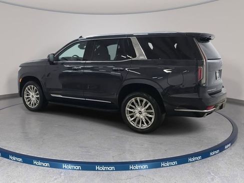 Used 2022 Cadillac Escalade Premium Luxury AWD/4WD image 8