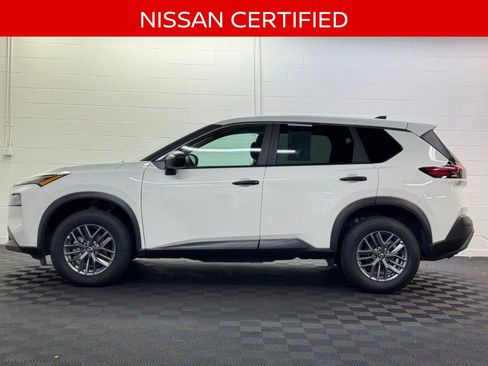 Certified 2023 Nissan Rogue S image 4