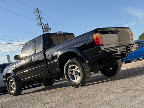 Used 2001 MAZDA B-Series Pickup 4x4 Cab Plus B4000 image 3