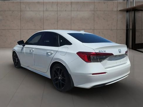 Used 2022 Honda Civic Sport image 6