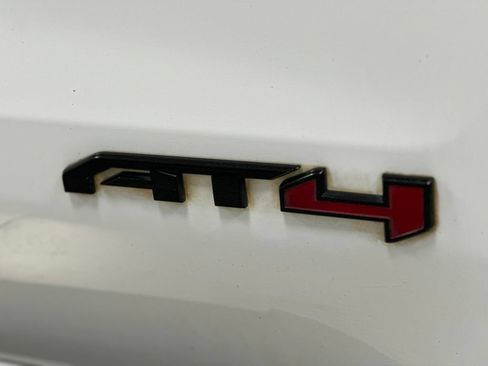 Used 2020 GMC Sierra 1500 AT4 w/ AT4 Premium Package AWD/4WD image 30