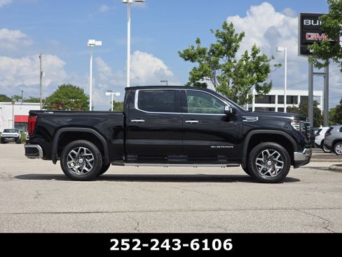 Used 2024 GMC Sierra 1500 SLT w/ SLT Premium Package AWD/4WD image 8