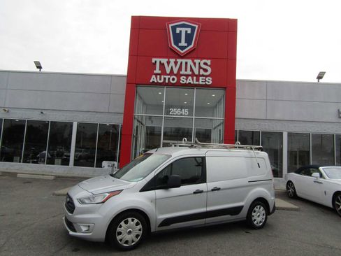 Used 2019 Ford Transit Connect XLT image 1