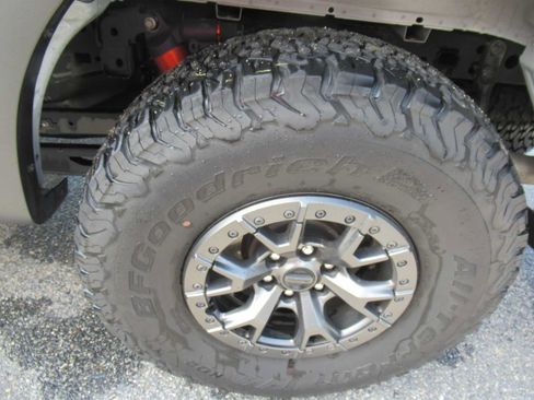 Used 2022 Ford F150 Raptor w/ Raptor 37 Performance Package AWD/4WD image 12