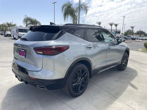 Used 2025 Chevrolet Blazer RS w/ Driver Confidence II Package AWD/4WD image 8