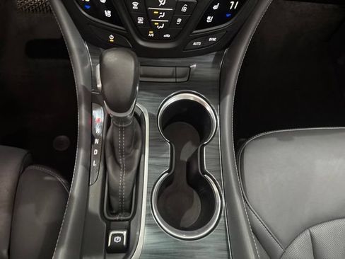 Used 2020 Buick Envision Premium w/ Driver Confidence Package AWD/4WD image 32