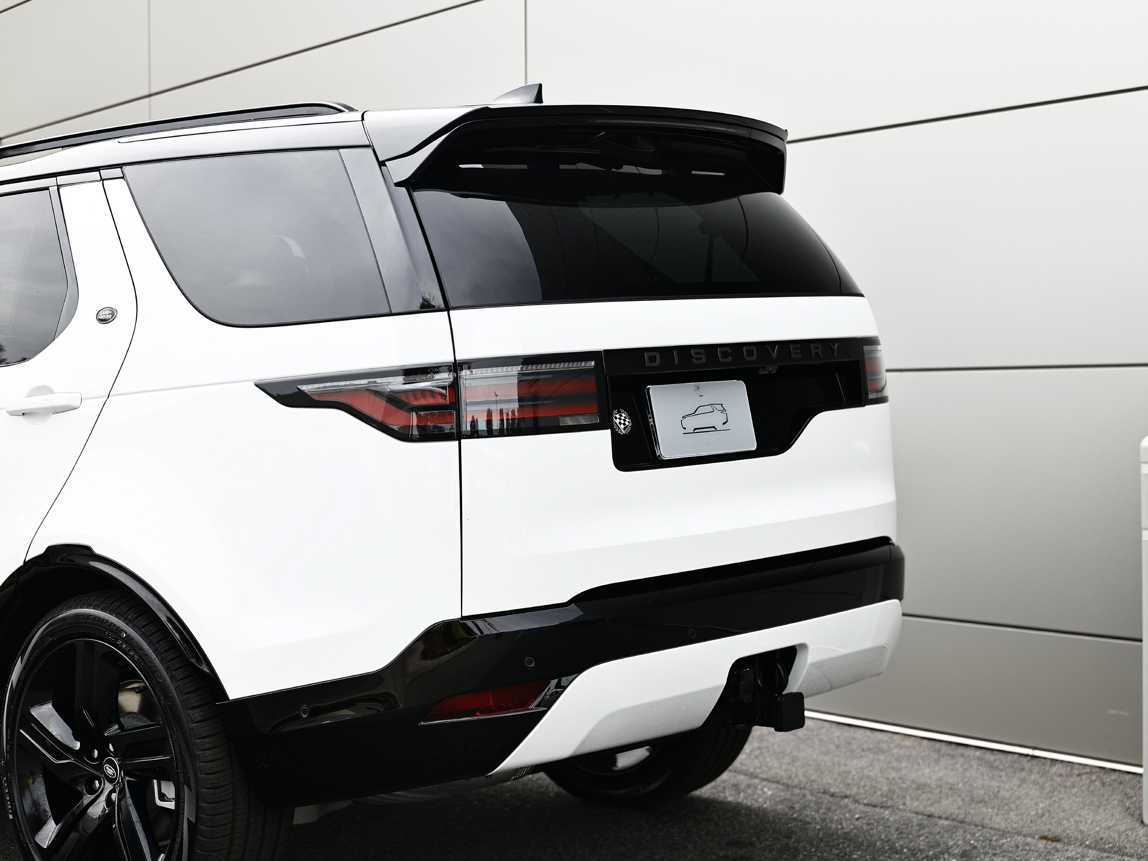 New 2026 Land Rover Discovery Dynamic SE AWD/4WD image 9