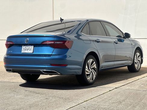 Used 2020 Volkswagen Jetta SEL Premium image 5