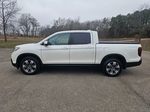 Used 2018 Honda Ridgeline RTL-T image 10