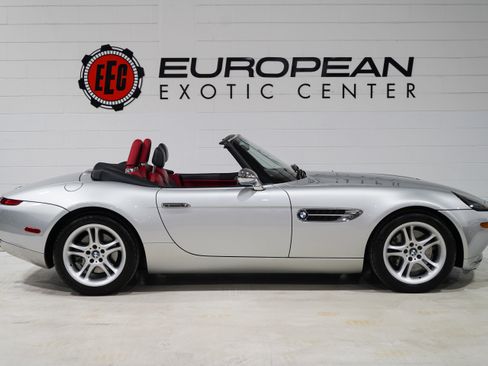 Used 2000 BMW Z8 RWD image 6