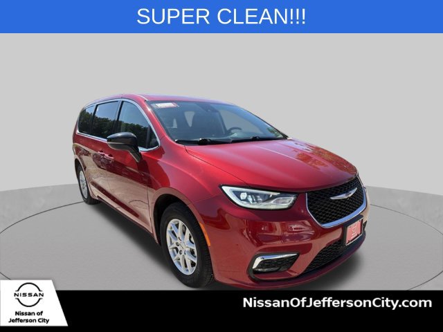 Used 2024 Chrysler Pacifica Touring-L FWD 360° Tour