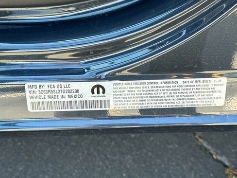 New 2026 RAM 2500 Limited AWD/4WD image 24