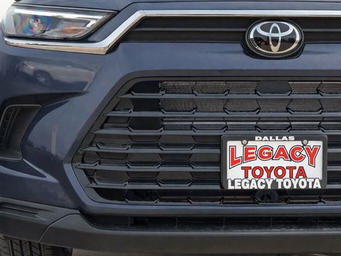 New 2026 Toyota Grand Highlander Limited image 9