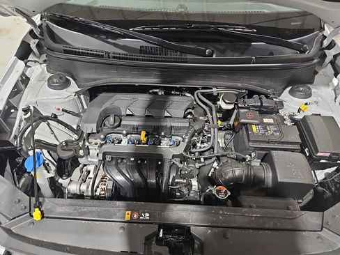 New 2026 Hyundai Venue SEL FWD image 32
