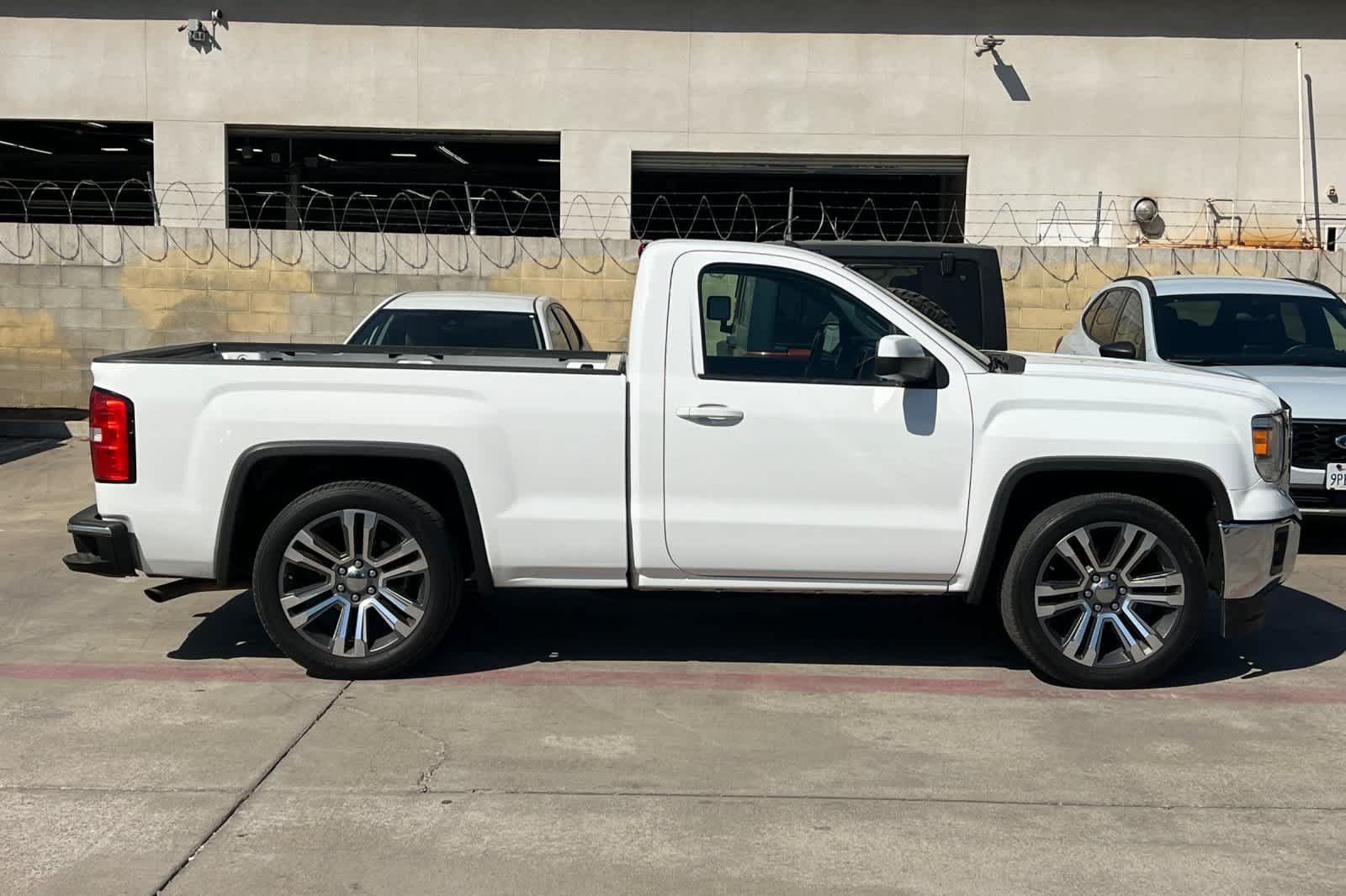 Used 2015 GMC Sierra 1500 SLE RWD image 7