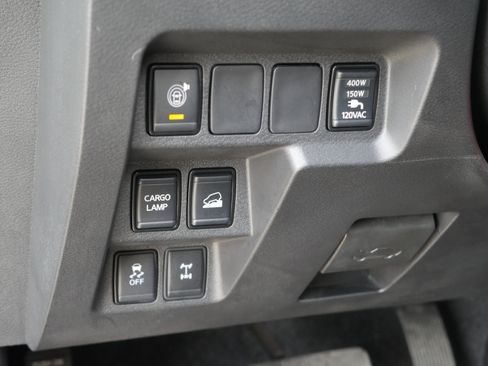 Certified 2023 Nissan Frontier PRO-4X w/ Pro Convenience Package AWD/4WD image 5