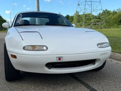 Used 1990 MAZDA MX-5 Miata RWD image 28