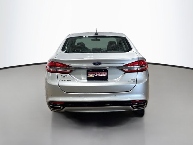 Used 2017 Ford Fusion SE w/ Fusion SE Technology Package AWD/4WD image 8