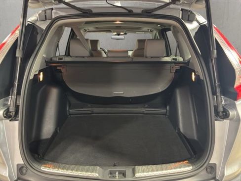 Used 2017 Honda CR-V Touring image 32
