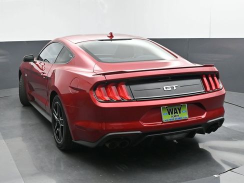 Used 2021 Ford Mustang GT RWD image 4