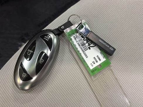 Used 2024 Hyundai Kona SEL w/ Convenience Package FWD image 27