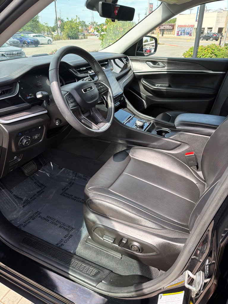 Used 2024 Jeep Grand Cherokee Limited 4xe w/ Luxury Tech Group II AWD/4WD image 20