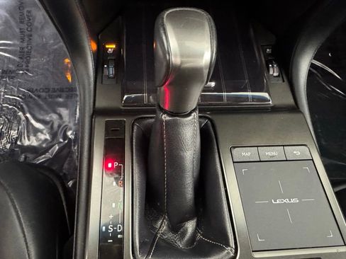 Used 2022 Lexus GX 460 Luxury w/ Sport Design Package AWD/4WD image 16
