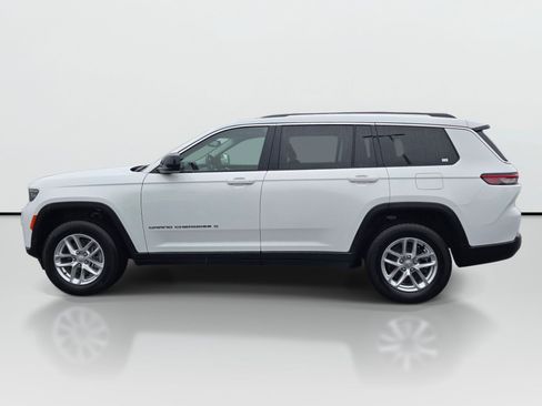 Used 2023 Jeep Grand Cherokee L Laredo w/ Luxury Tech Group I AWD/4WD image 4