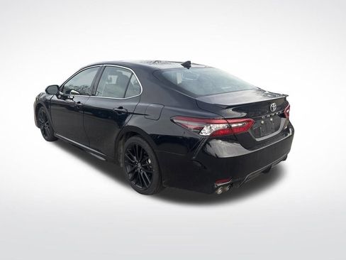 Used 2023 Toyota Camry XSE image 3